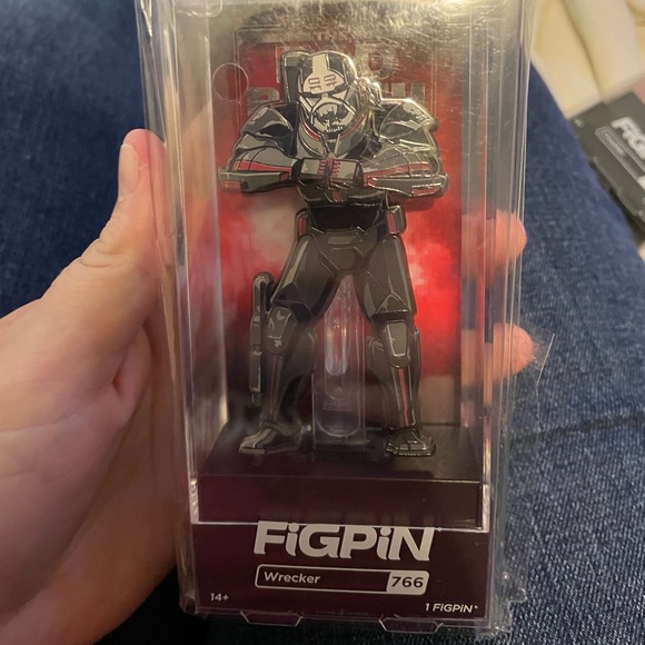 Star Wars The Bad Batch FigPin set - Picture 5 of 13